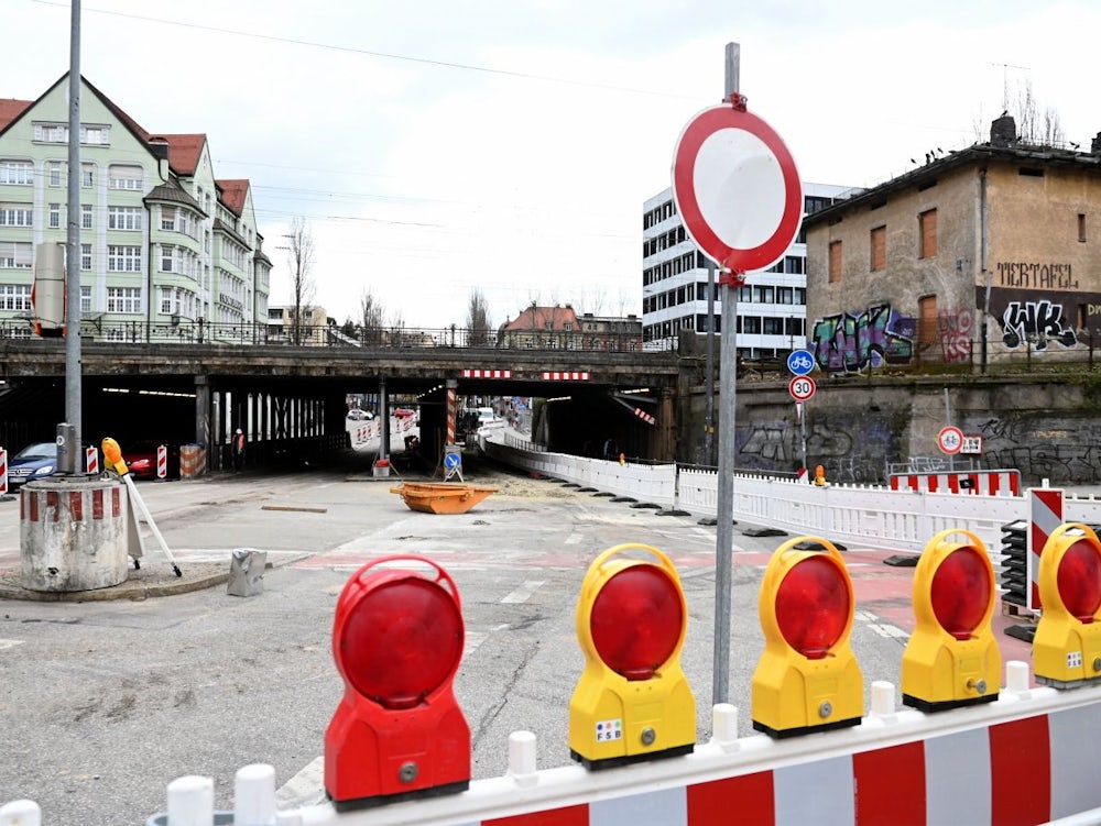 Brückensanierung: Nur Noch Auf Umwegen Ins Zentrum