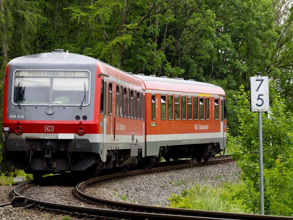 Geplante Elektrifizierung: Der Kiebitz Bremst Den Filzenexpress