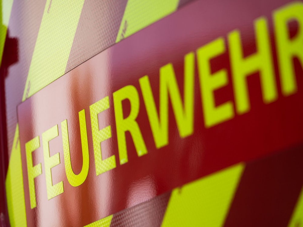 Lochhausen: Feuerwehr Befreit Finger Von Vierjähriger