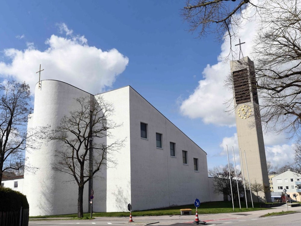 60 Jahre Heilig Kreuz: Die Kirche, Die Mal Ein Kino War