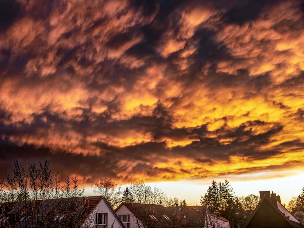 Wetter An Ostern: Sonne Und Wolken, Regen Und Sturm