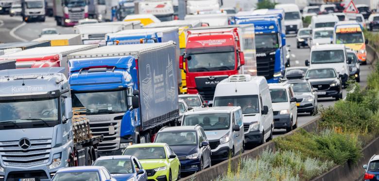 „an Ostern Wird Es Auf Fast Allen Autobahnen Voll“