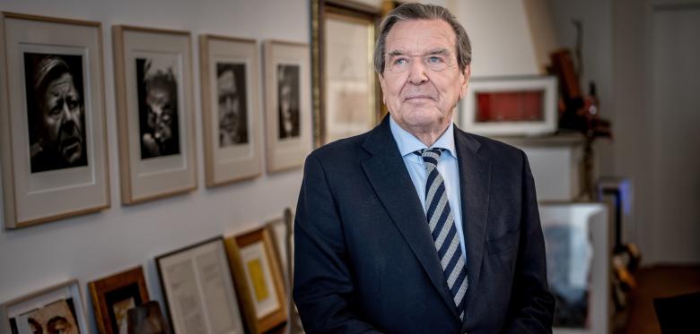 Gerhard Schröder Als Vermittler? – „er Ist So Was Von Falsch Gewickelt“