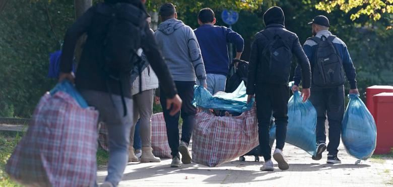 Hamburg Will Zelte Für Flüchtlinge Notfalls In Parks Aufstellen