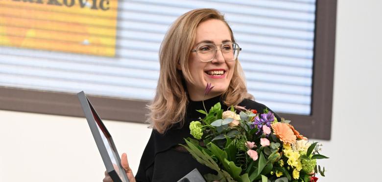 Barbi Markovićs „minihorror“ Gewinnt überraschend In Leipzig