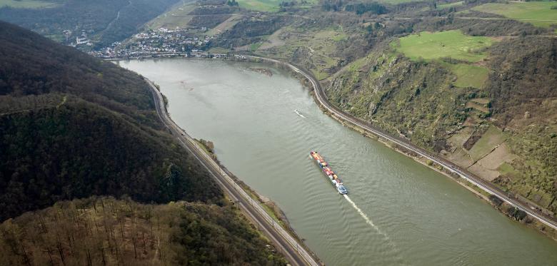 Megaprojekt Soll Engpässe Am Rhein Beseitigen – Umsetzung Verzögert