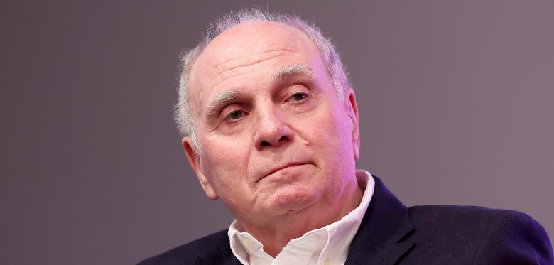 Uli Hoeneß Erklärt Tief Der Nationalelf Mit Dem Bayern Umbruch