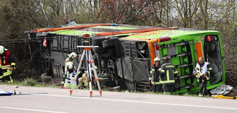 Vor Flixbus Unfall Angeblich Streit Unter Den Fahrern – Polizei Korrigiert Opferzahlen