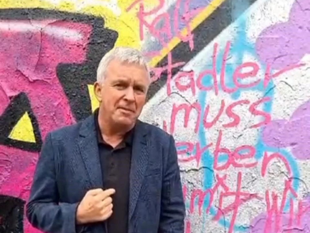 Politik: Ermittlungen Wegen Graffiti Gegen Afd Politiker