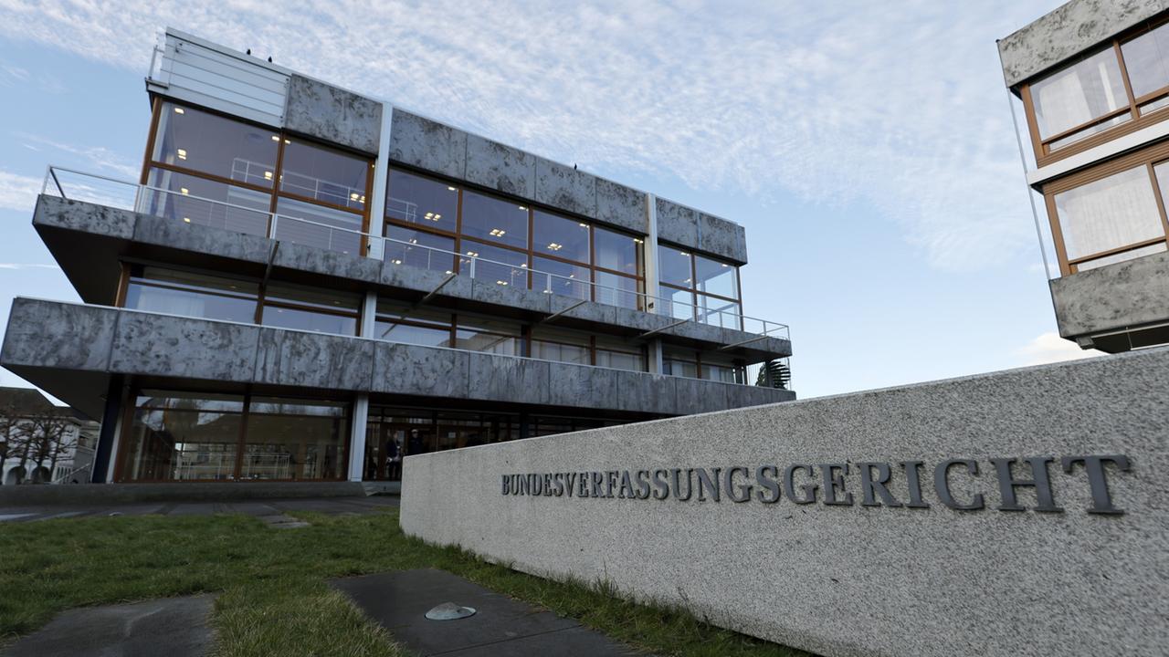 Die Afd Klagt Auf Ausschussvorsitze Im Bundestag