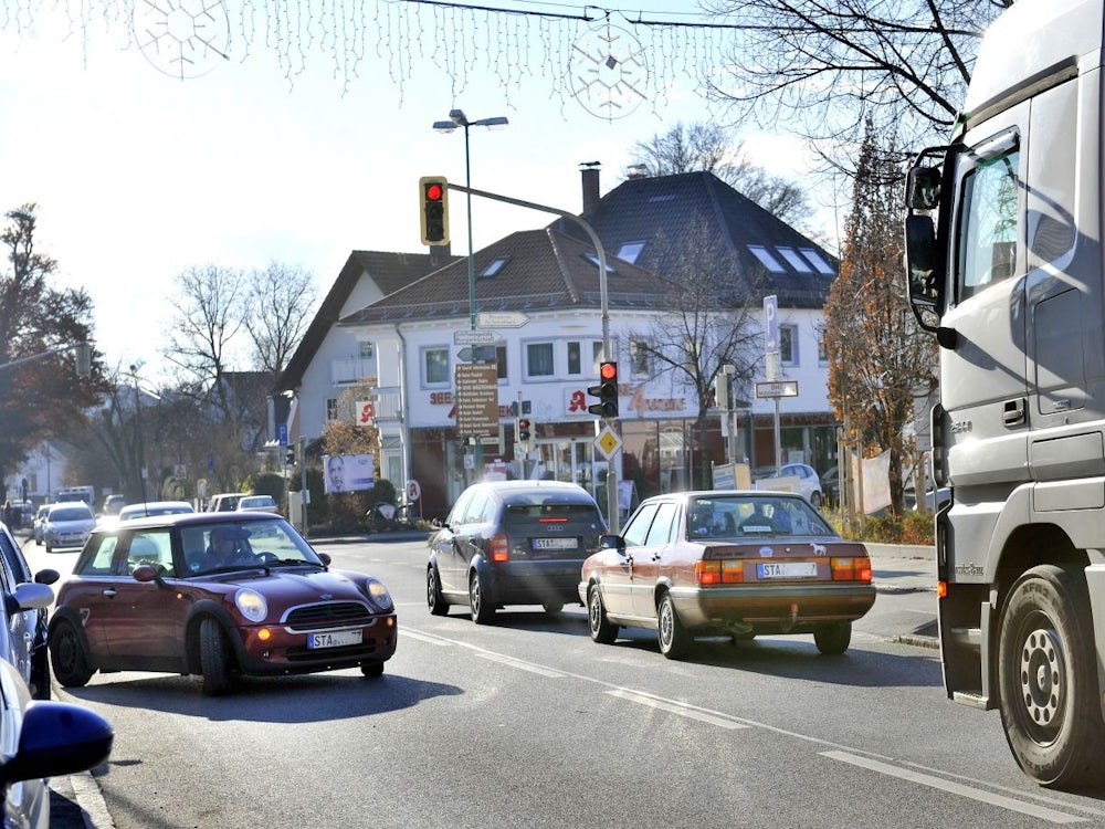 Herrsching: Mühlfelder Straße Wegen Rohrbruch Gesperrt