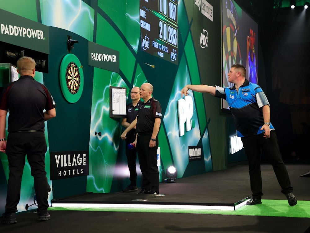 Darts: Pfeilgerade In Die Bundesliga