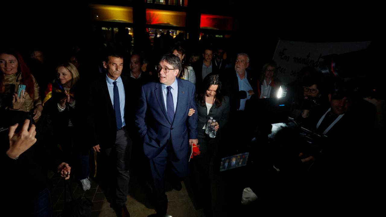 Puigdemont Tritt Trotz Haftbefehls Bei Regionalwahl In Katalonien An