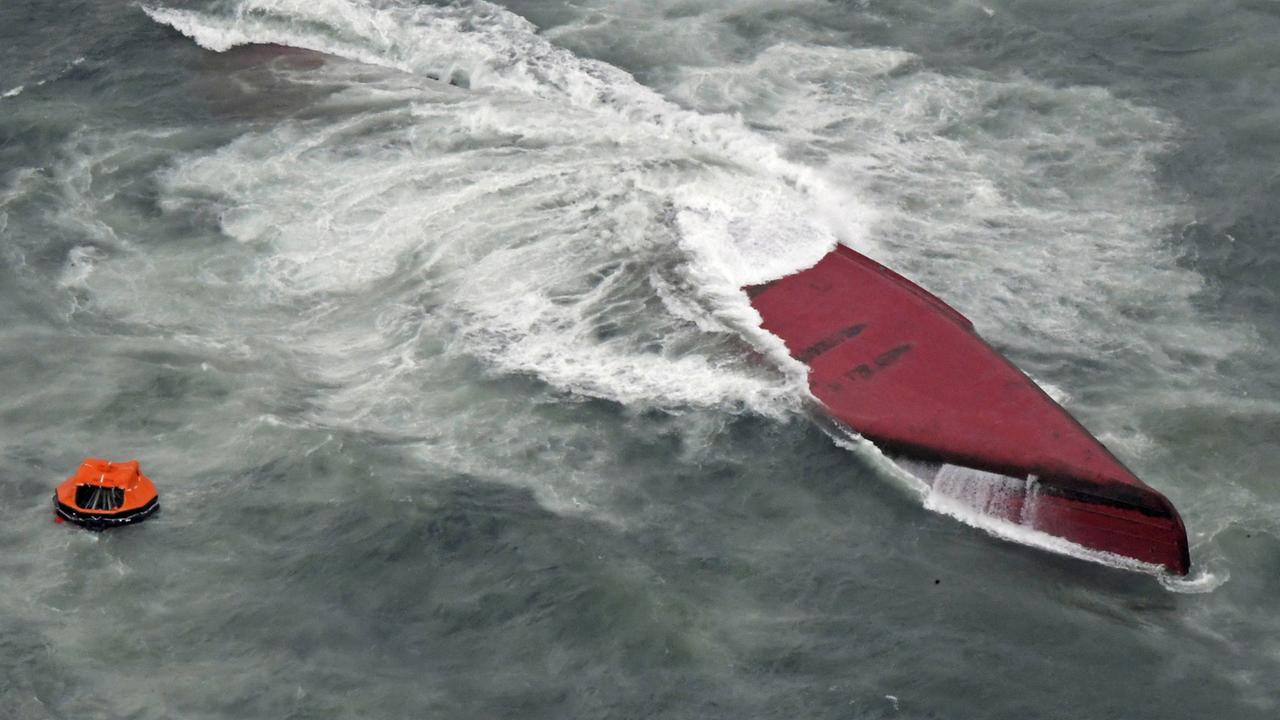 Chemietanker Gekentert: Sieben Tote Bei Schiffsunglück Vor Japan