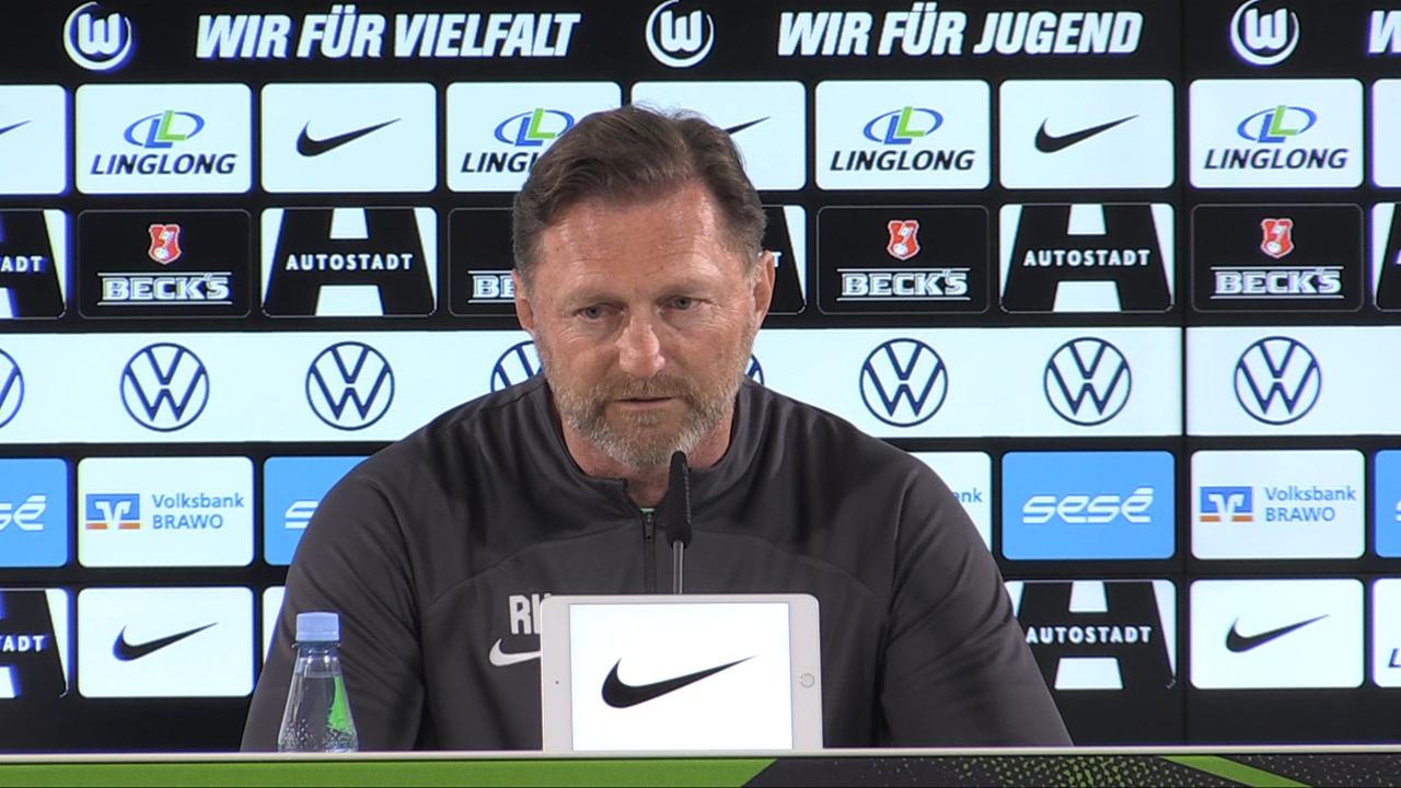 Wolfsburg Trainer Hasenhüttl Hofft Auf Schnellen Effekt