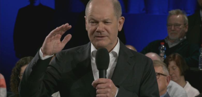 Bundeskanzler Olaf Scholz Beim „kanzlergespräch“