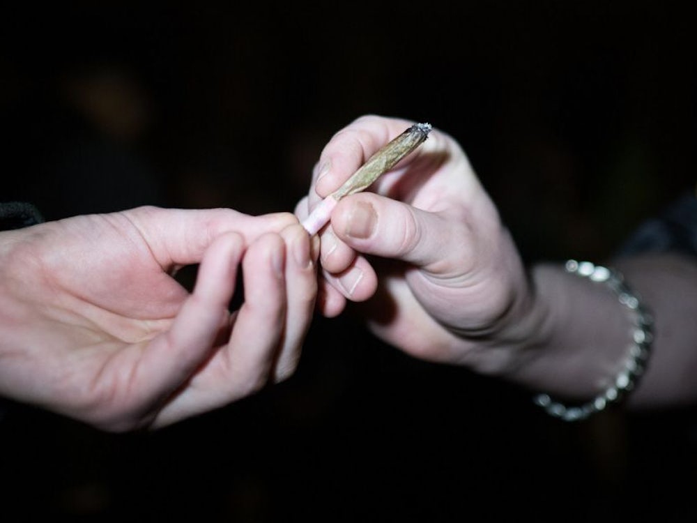 Cannabis Legalisierung: Ein Joint In Der Mittagspause Ist Keine Gute Idee