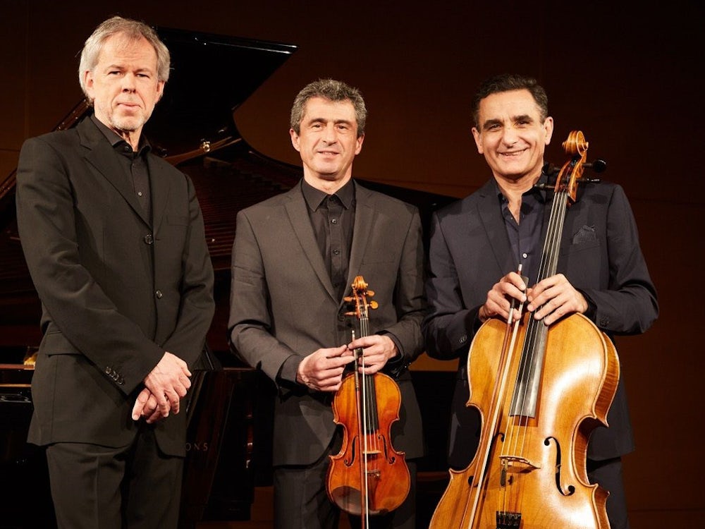 Schlosskonzert In Tutzing: Klassik Im Trio