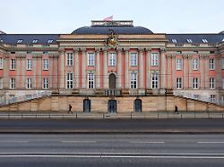 Umfrage Vor Landtagswahl: Bsw Nimmt Afd Stimmen Ab Mehrheit Für Koalition In Brandenburg