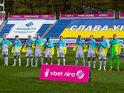 Sport In Zeiten Des Krieges: Luftalarm Im Stadion Die Ukrainer Spielen Trotzdem Fußball