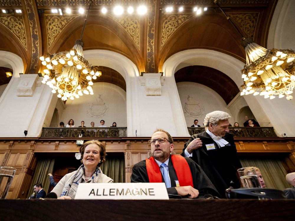 Den Haag: Deutschland Vor Gericht