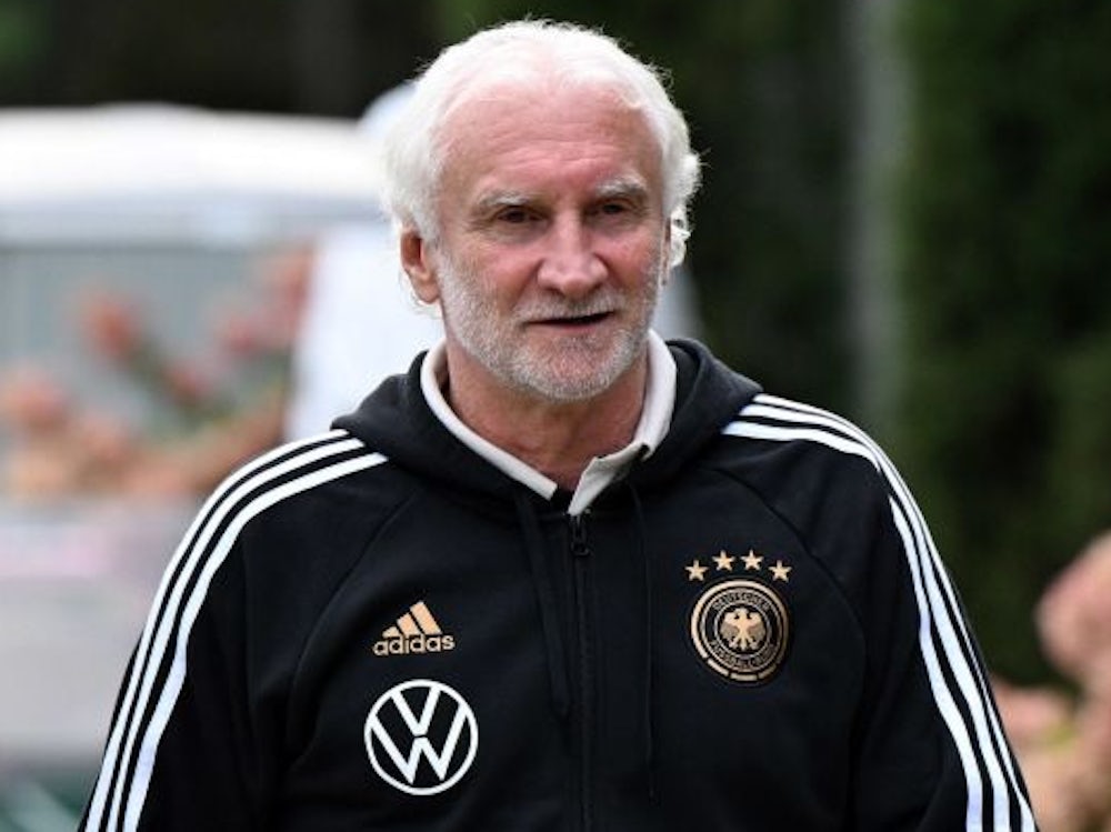 Deutscher Fußballbund: Rudi Völler Verlängert Bis 2026