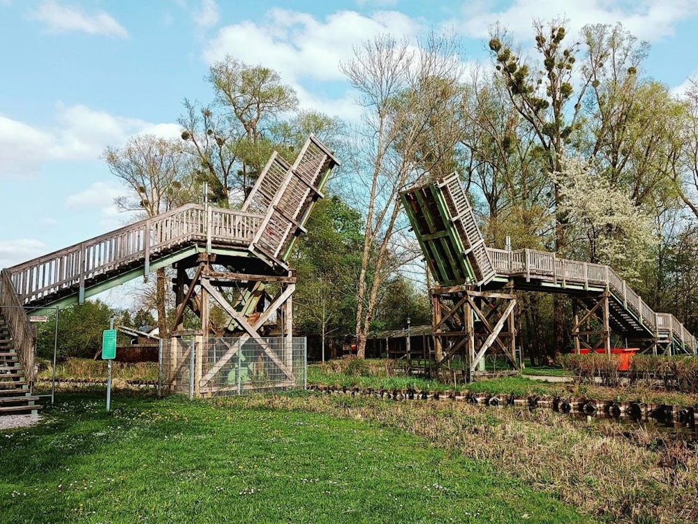 Kempfenhausen: Brücke über Den Lüßbach Wird Abgebaut