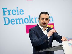 "arbeit Muss Sich Wieder Lohnen": Fünf Punkte Plan: Fdp Fordert Steuerfreie Überstunden