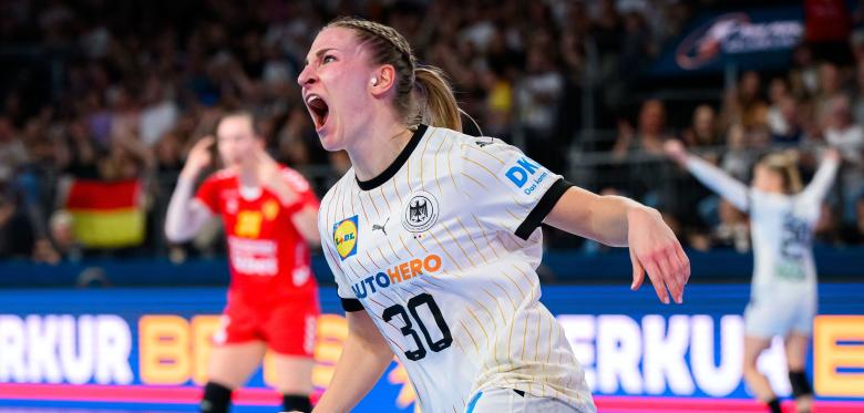 Deutsche Handballerinnen Gewinnen Duell Um Olympia