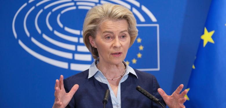 Europaparlament Mahnt Kommissionspräsidentin Von Der Leyen Ab