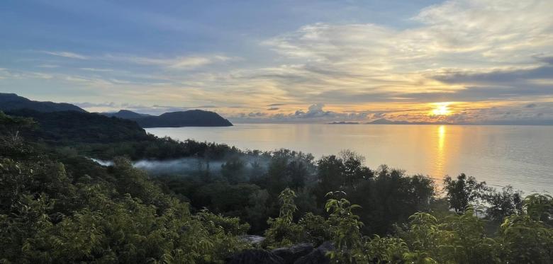 Die Wirklich Noch Einsamen Inseln Von Thailand