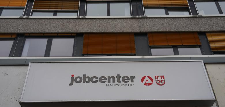 Jobcenter Kürzen öfter Leistungen Im Bürgergeld