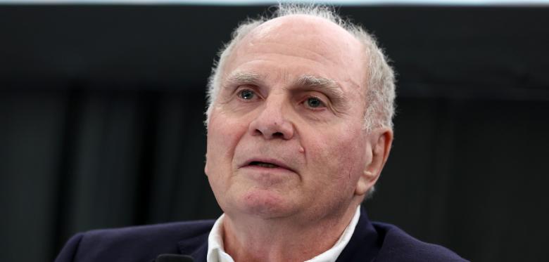 Uli Hoeneß Im Zeugenstand Beim Sommermärchen Prozess