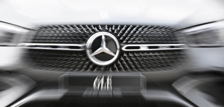 Brandgefahr – Mercedes Benz Ruft über 340.000 Autos Zurück