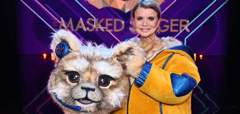 80 Jährige Uschi Glas Bei „the Masked Singer“ Enttarnt