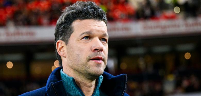 „man Muss An Den Kader Rangehen“, Sagt Ballack über Die Bayern