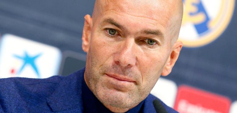 Fc Bayern Soll Kontakt Zu Zinedine Zidane Aufgenommen Haben