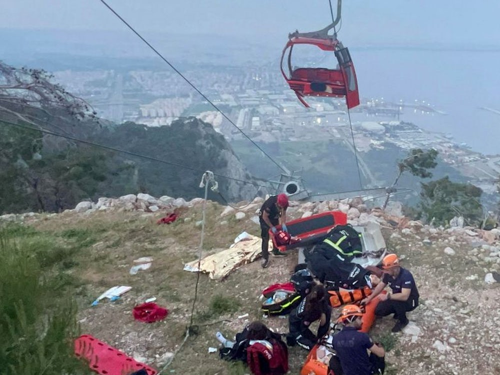 Türkei: Ein Toter Und Verletzte Bei Seilbahnunglück In Antalya