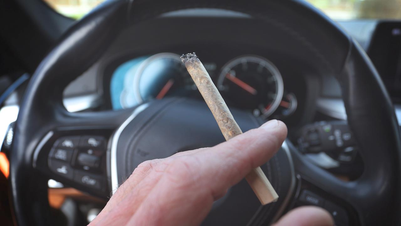 Polizei Sieht Weiter Klärungsbedarf Bei Cannabis Kontrollen