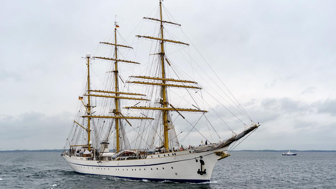 Prozess Um "gorch Fock" Korruptionsskandal Startet