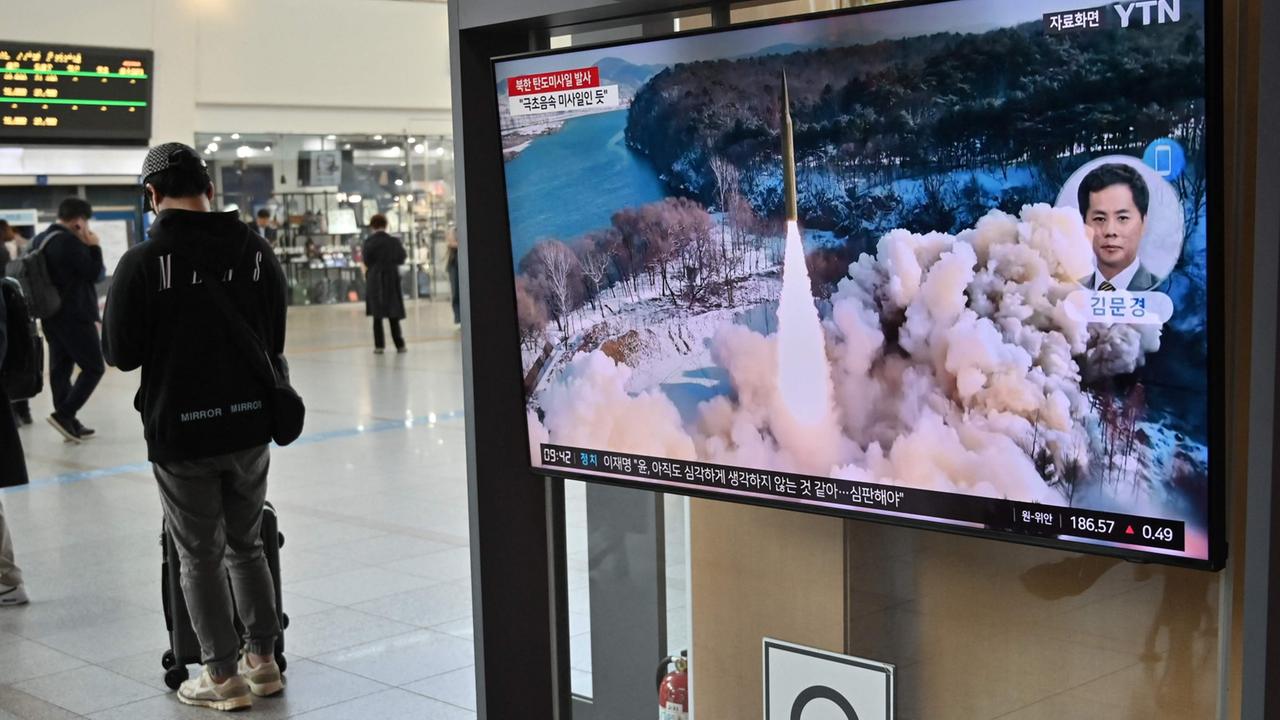 Angaben Südkoreas: Nordkorea Testet Offenbar Mittelstreckenrakete