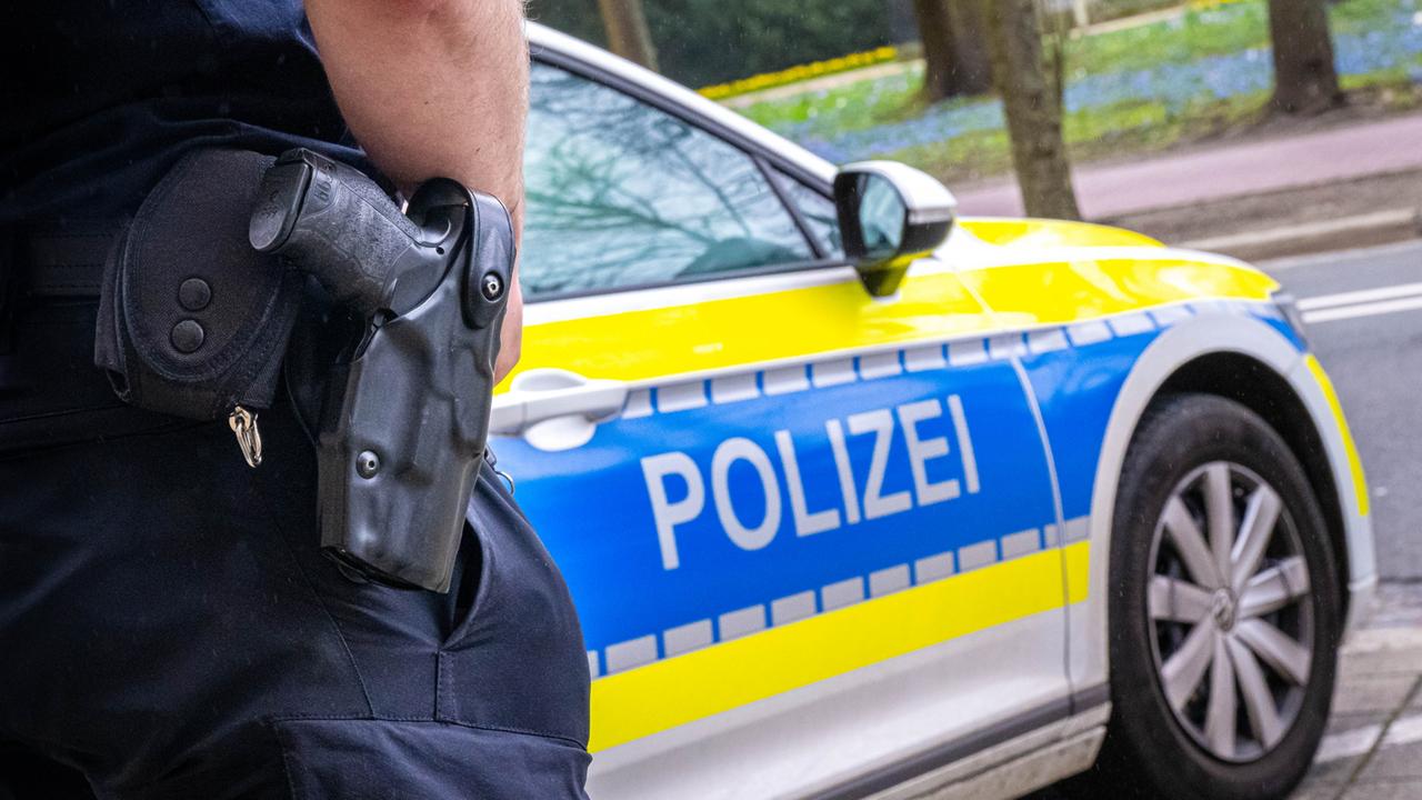 400 Polizisten Der Länder Laut Bericht Unter Extremismusverdacht