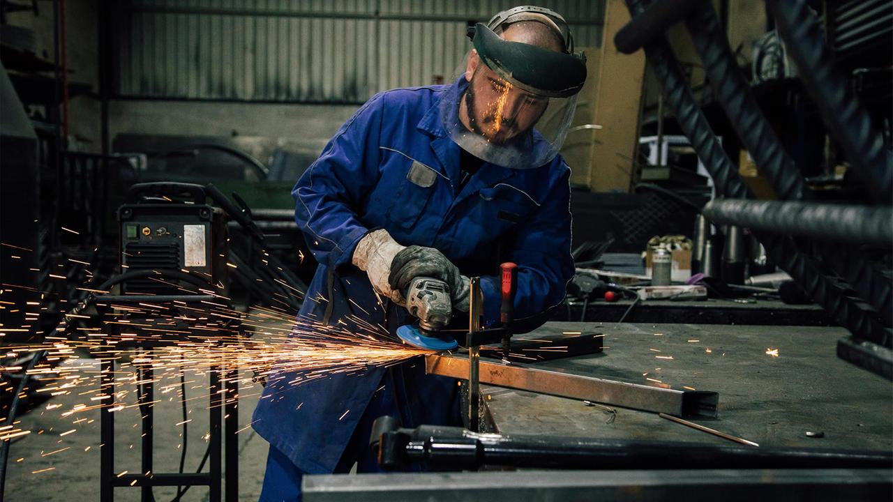 Arbeitgeber Und Ig Metall Sehen Industriestandort Deutschland In Gefahr