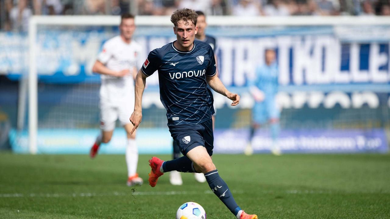 Sc Freiburg Holt Patrick Osterhage Vom Vfl Bochum