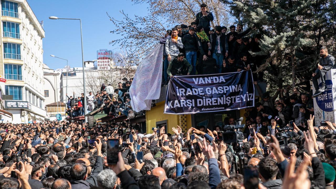 Nach Protest In Der Türkei: Prokurdischer Politiker Wird Bürgermeister