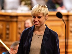 Sogar Für Partei Zu Russlandnah: Hamburger Afd Will Olga Petersen Rausschmeißen