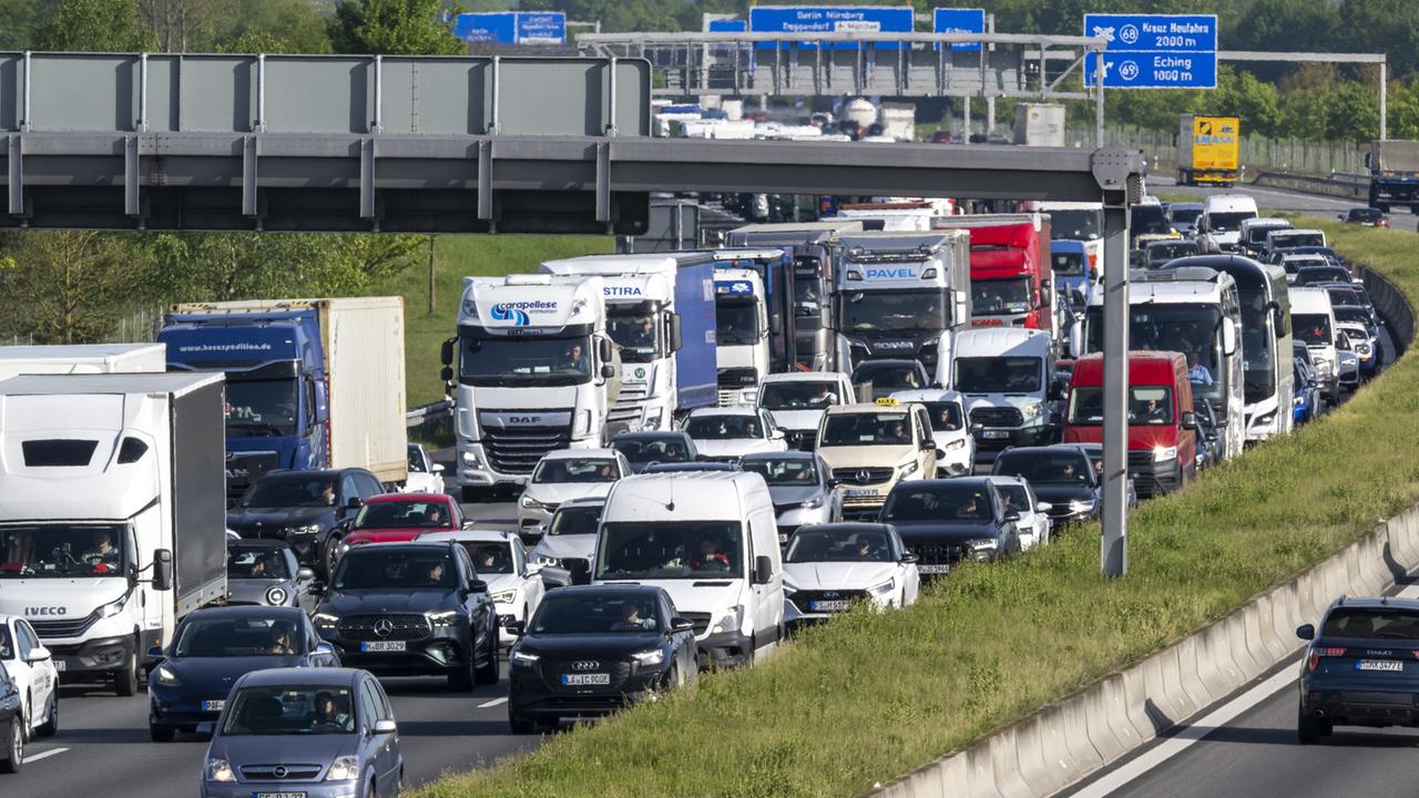 Adac Erwartet Viele Staus Am Himmelfahrtswochenende