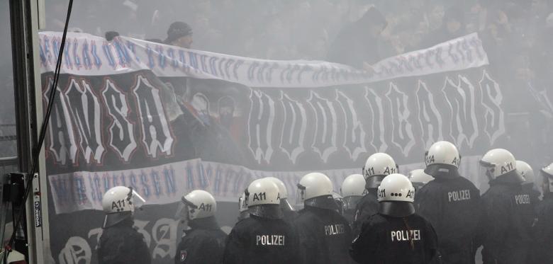 Angriff Auf Sonderzug – Hansa Hooligans Attackieren Offenbar Fans Von Rot Weiß Essen