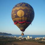 Großes Heißluftballon Festival Auf Mallorca: Bei Cala Rajada Färbt Sich Der Himmel Bunt