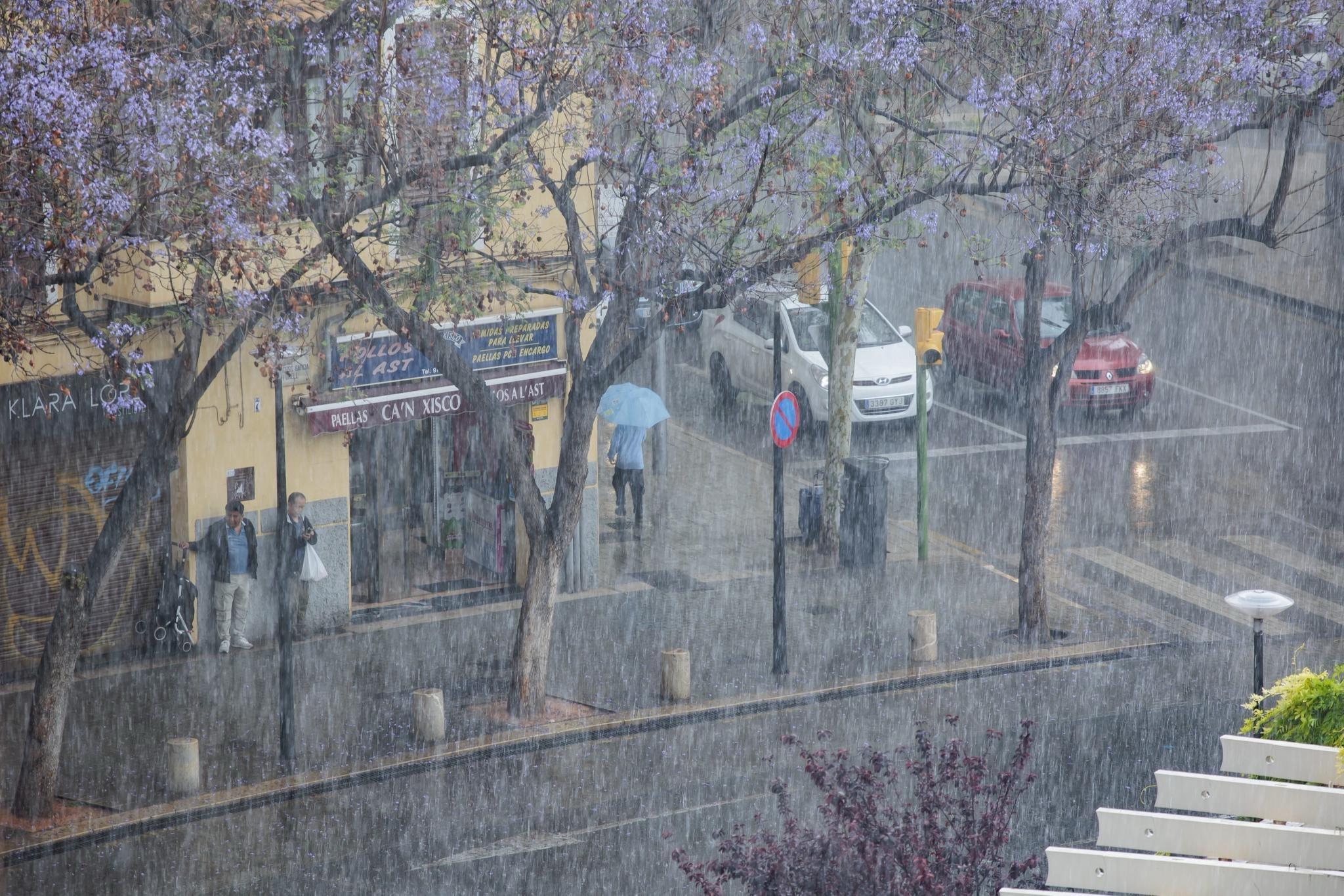 Unwetter Mit Warnstufe Orange über Mallorca